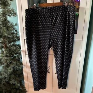 Vince Camuto sz 2X Pull On Black Patterned Pants nwt